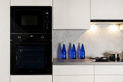 MIKROVLNNÁ TROUBA KTM2620B (6/17)