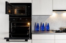 MIKROVLNNÁ TROUBA KTM2620B (9/17)