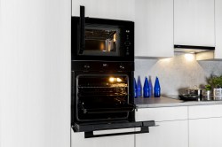 MIKROVLNNÁ TROUBA KTM2620B (10/17)