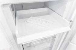 MRAZNIČKA VOLNĚ STOJÍCÍ RFN3204WD (6/10)